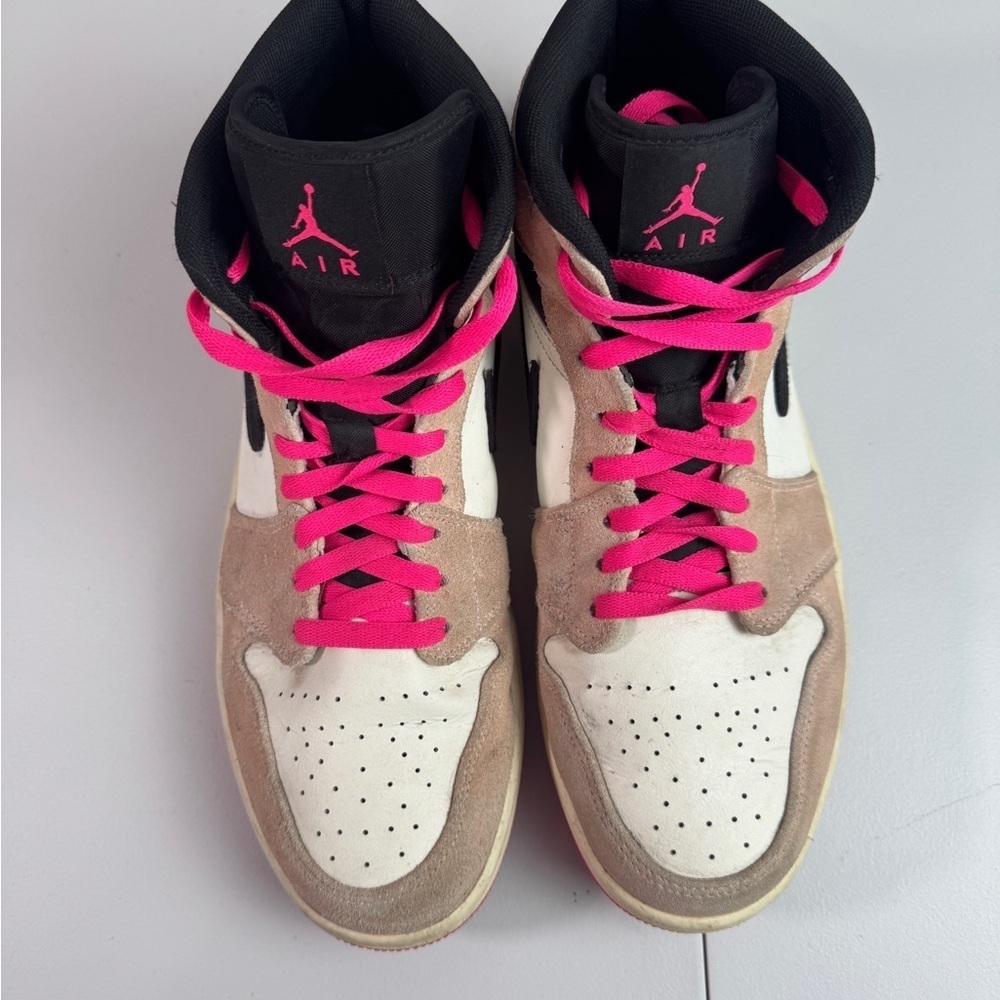 Air Jordan 1 Mid SE Crimson Tint Men’s Size 12 Pink Laces 852542-801